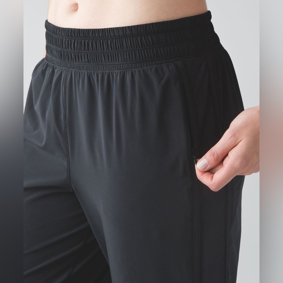 Lululemon For Love Crop Black SIZE 4 - Picture 4 of 15